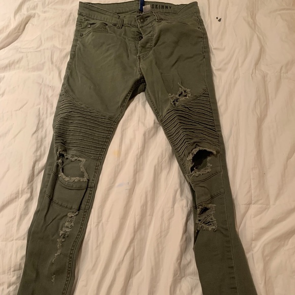 Ripped Style Jeans - Picture 1 of 2